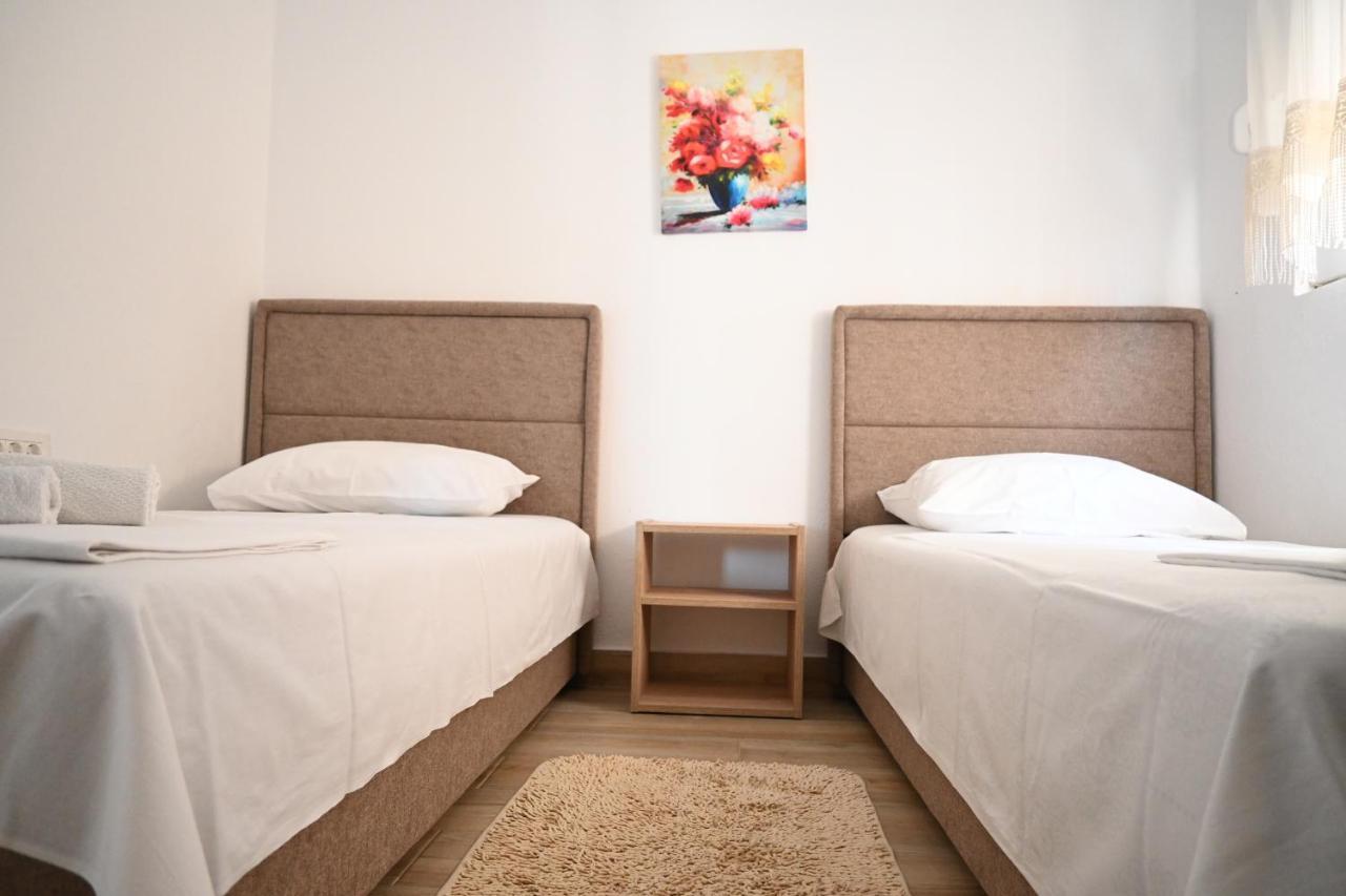 Duricic Apartmani Budva Exteriör bild