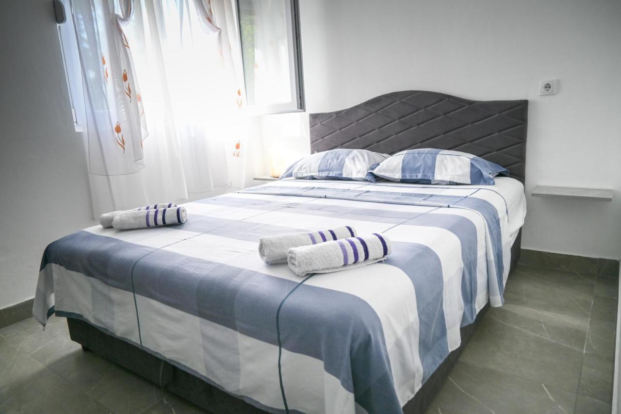 Duricic Apartmani Budva Exteriör bild