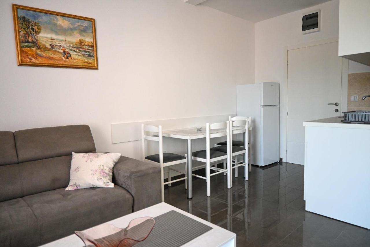 Duricic Apartmani Budva Exteriör bild