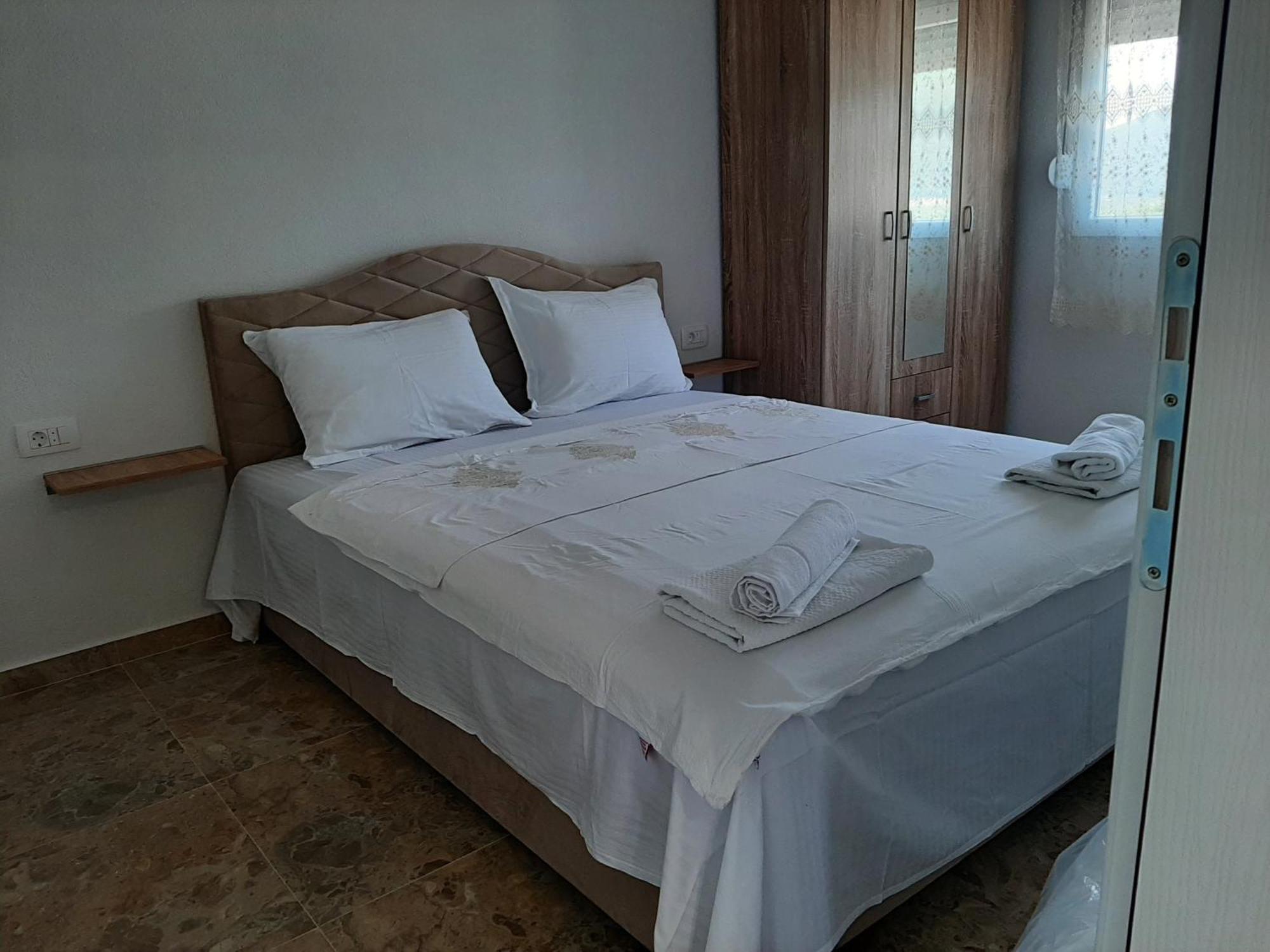 Duricic Apartmani Budva Exteriör bild