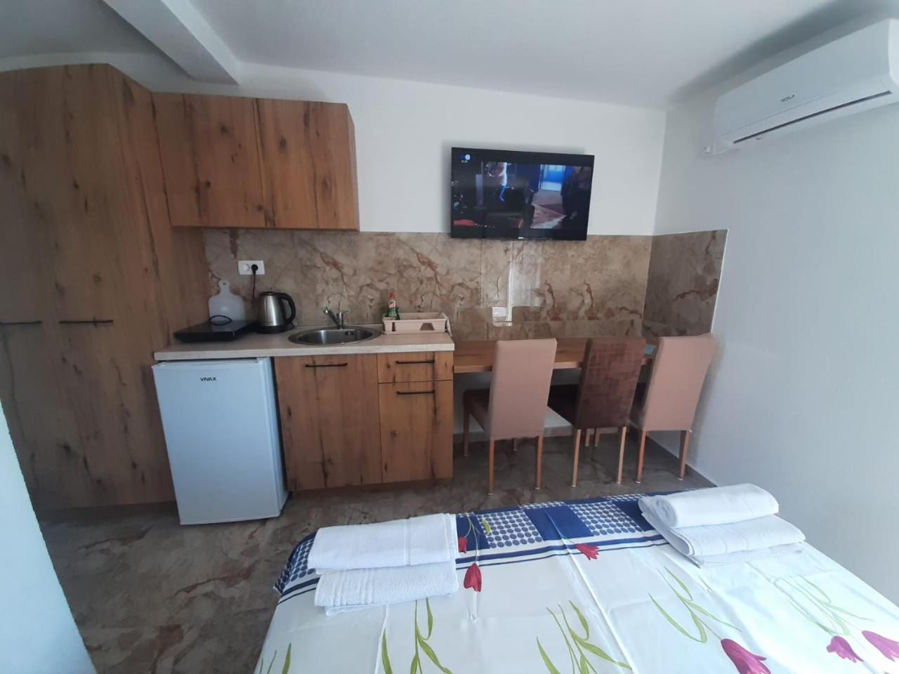 Duricic Apartmani Budva Exteriör bild